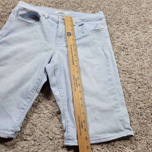 Levis Denim Shorts Womems 30 Bermuda Short Light Wash Denim Studded Pockets - Picture 4 of 8